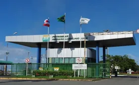 Imagem ilustrativa da imagem Petrobras confirma intenção de reestatizar refinaria na Bahia