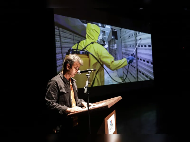 Documentário sobre a comunicação na pandemia é exibido no TCA